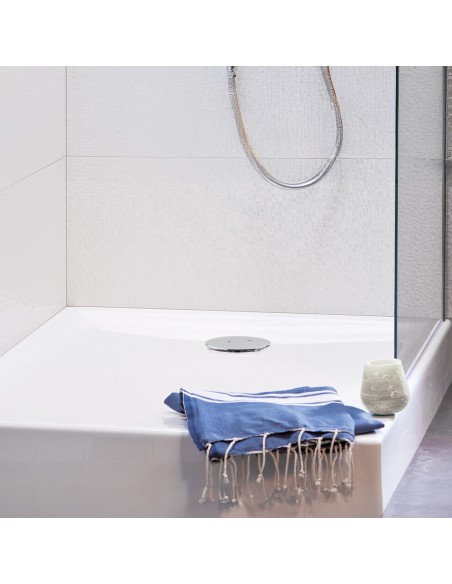 Goulue drain with adjustable outlet for 90 mm diameter drilled shower tray