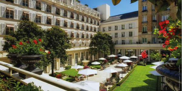  VALENTIN at the Bristol in Paris!